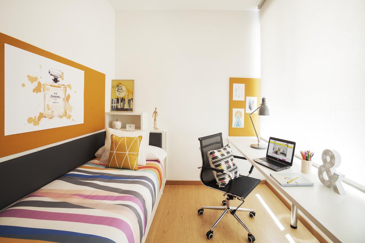 Camplus Pamplona Apartment Bagian luar foto