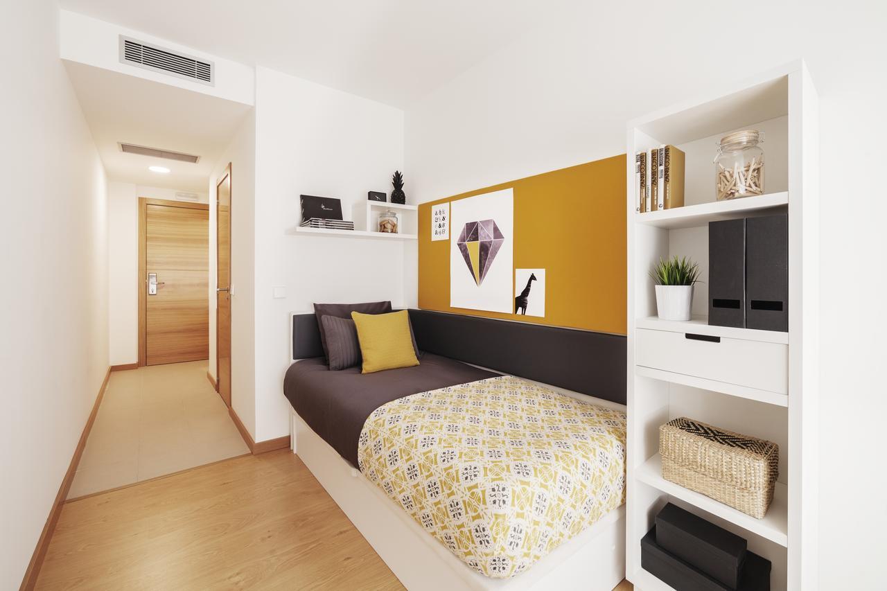 Camplus Pamplona Apartment Bagian luar foto