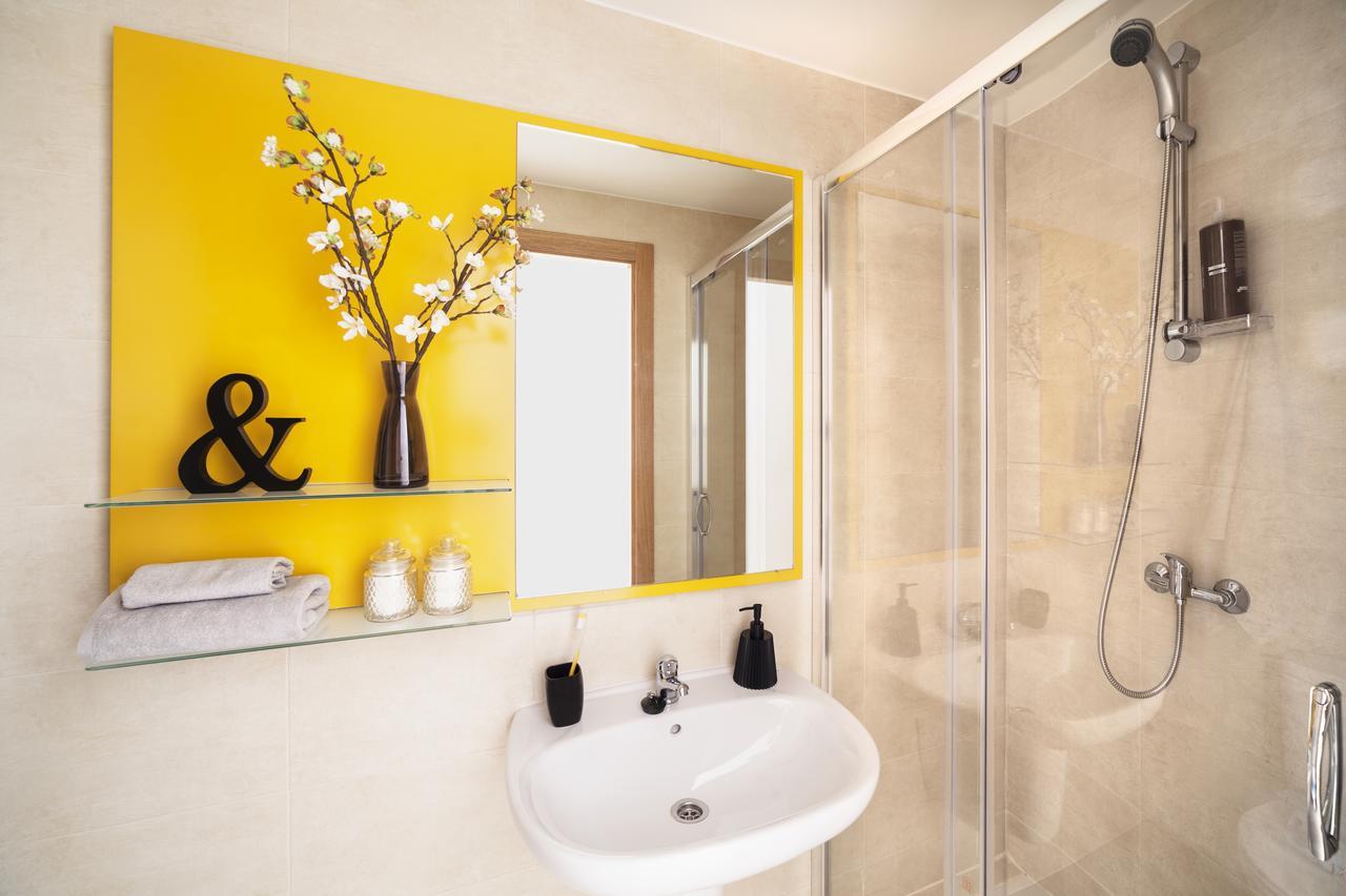 Camplus Pamplona Apartment Bagian luar foto
